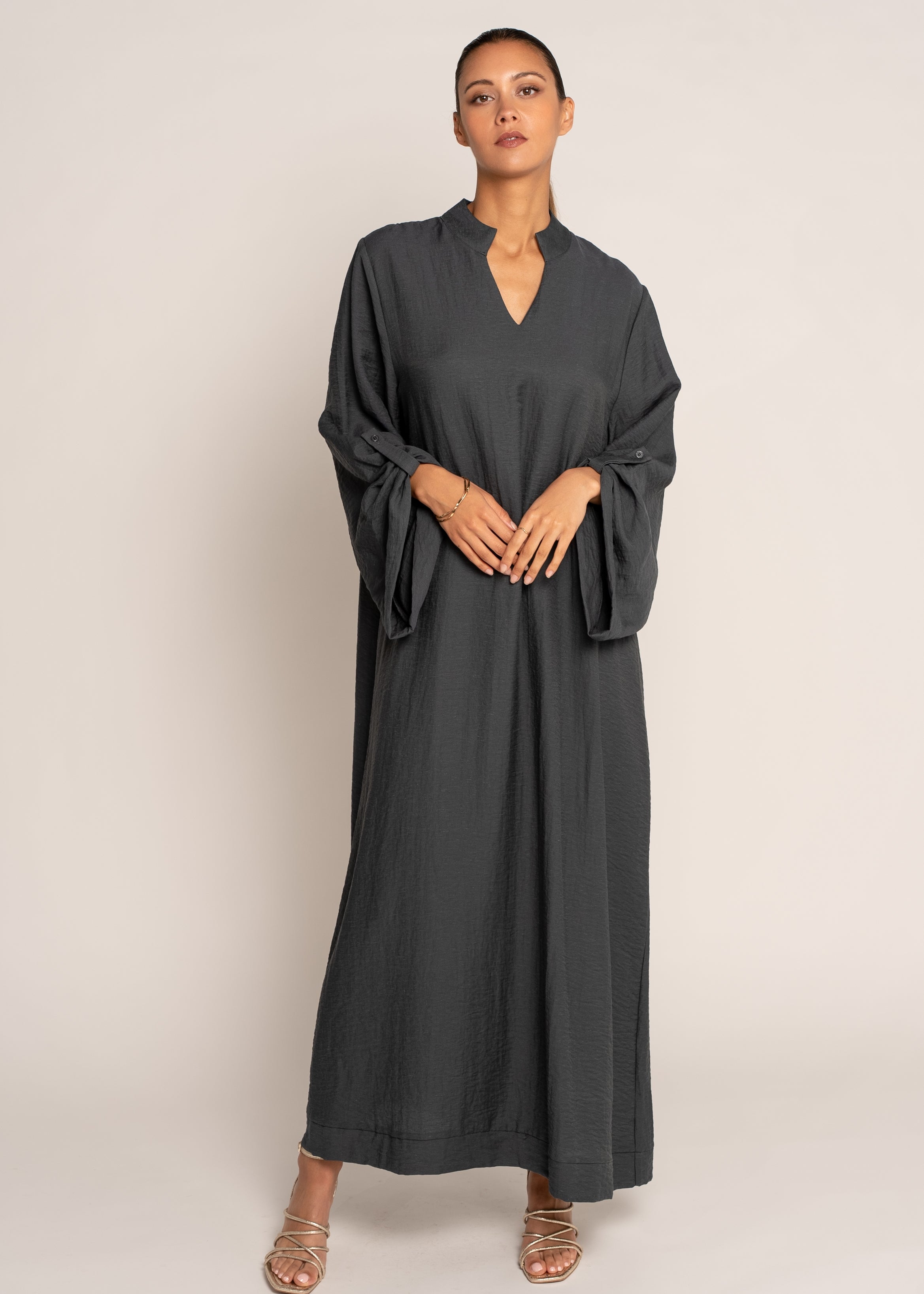 Robe Liya