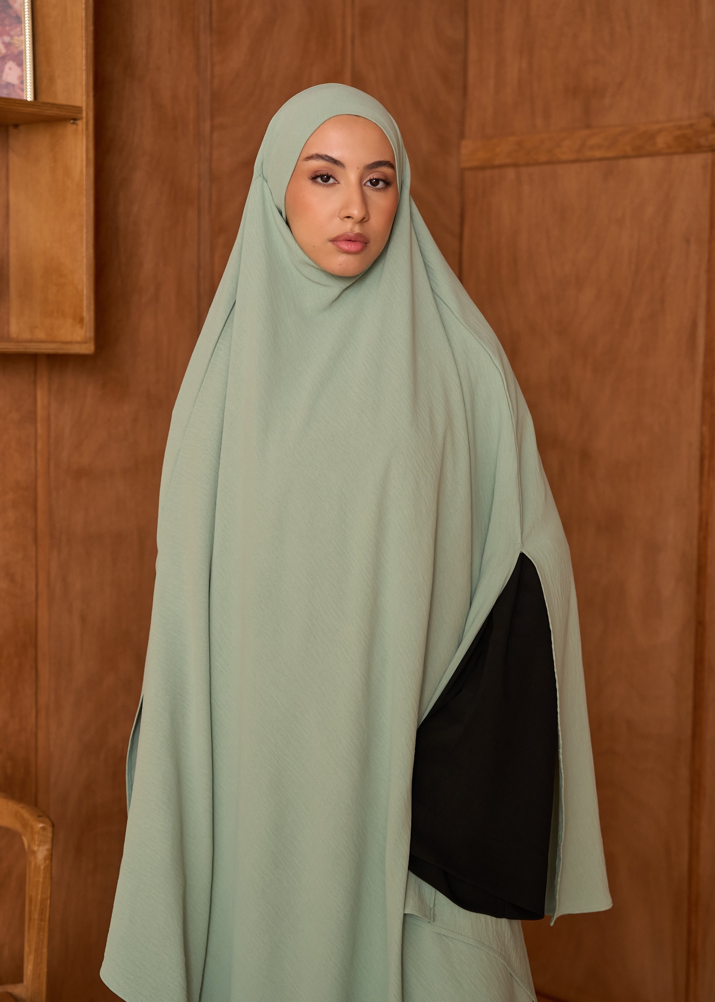 Khimar Jade