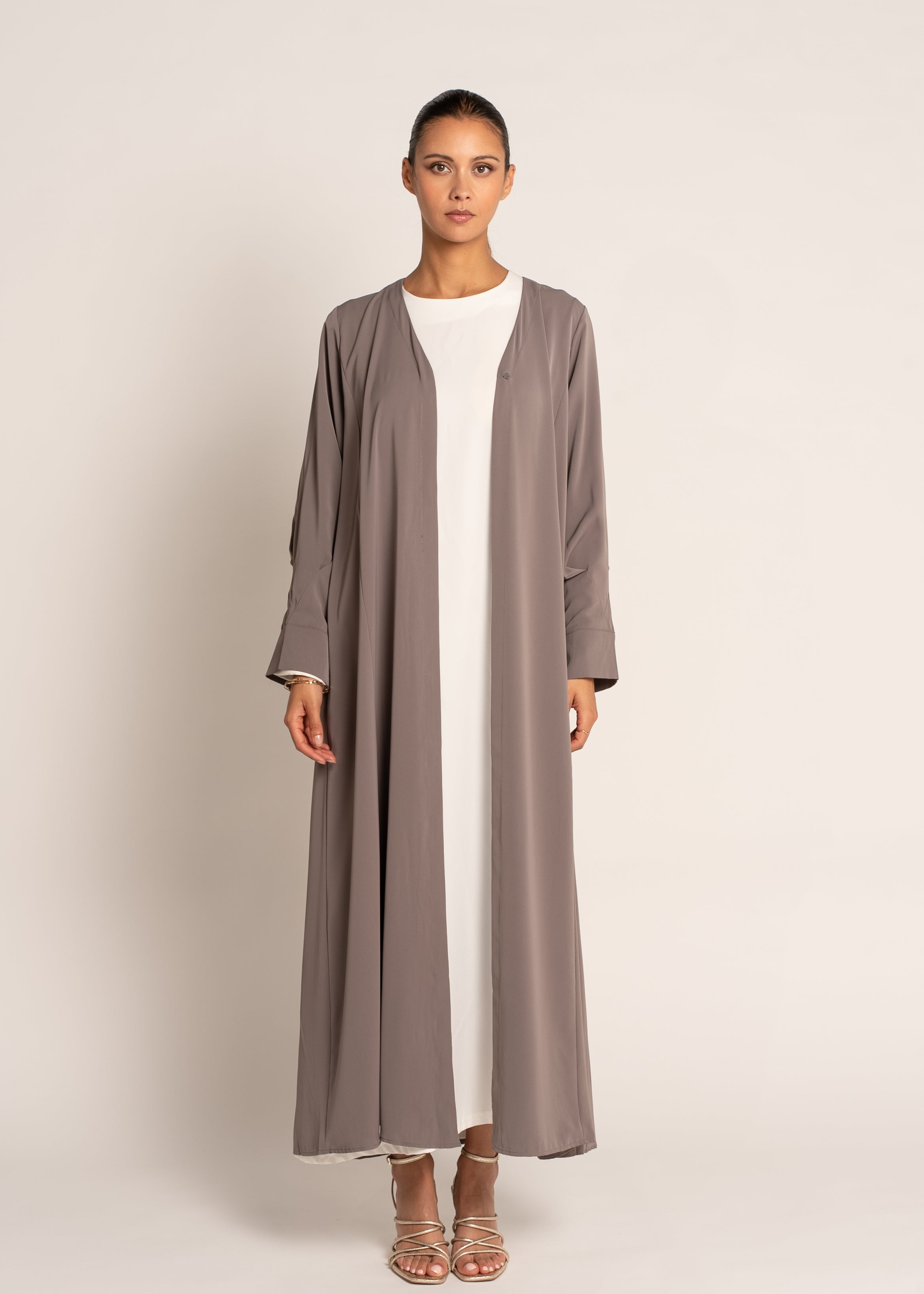 Abaya Maya