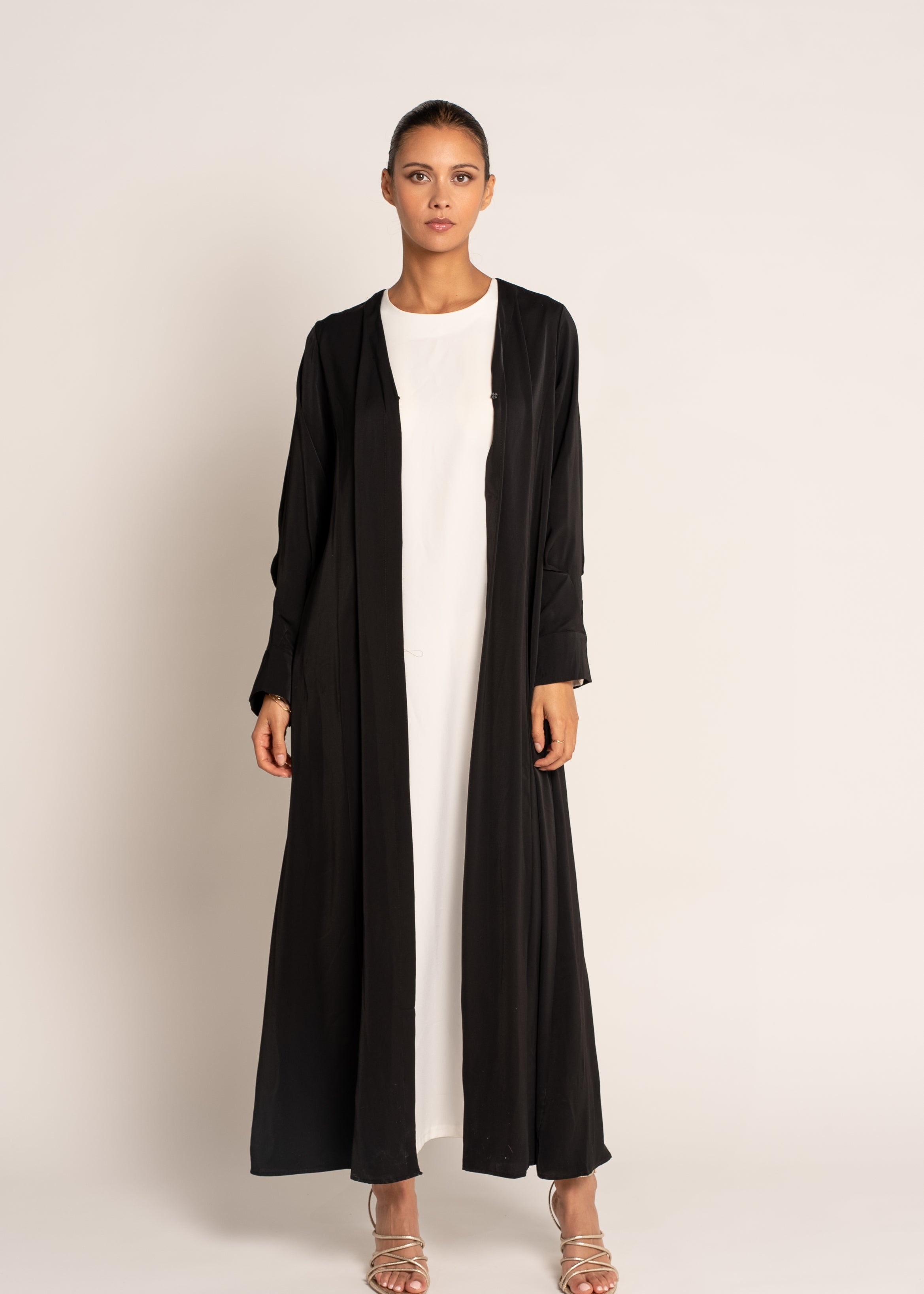 Abaya Maya