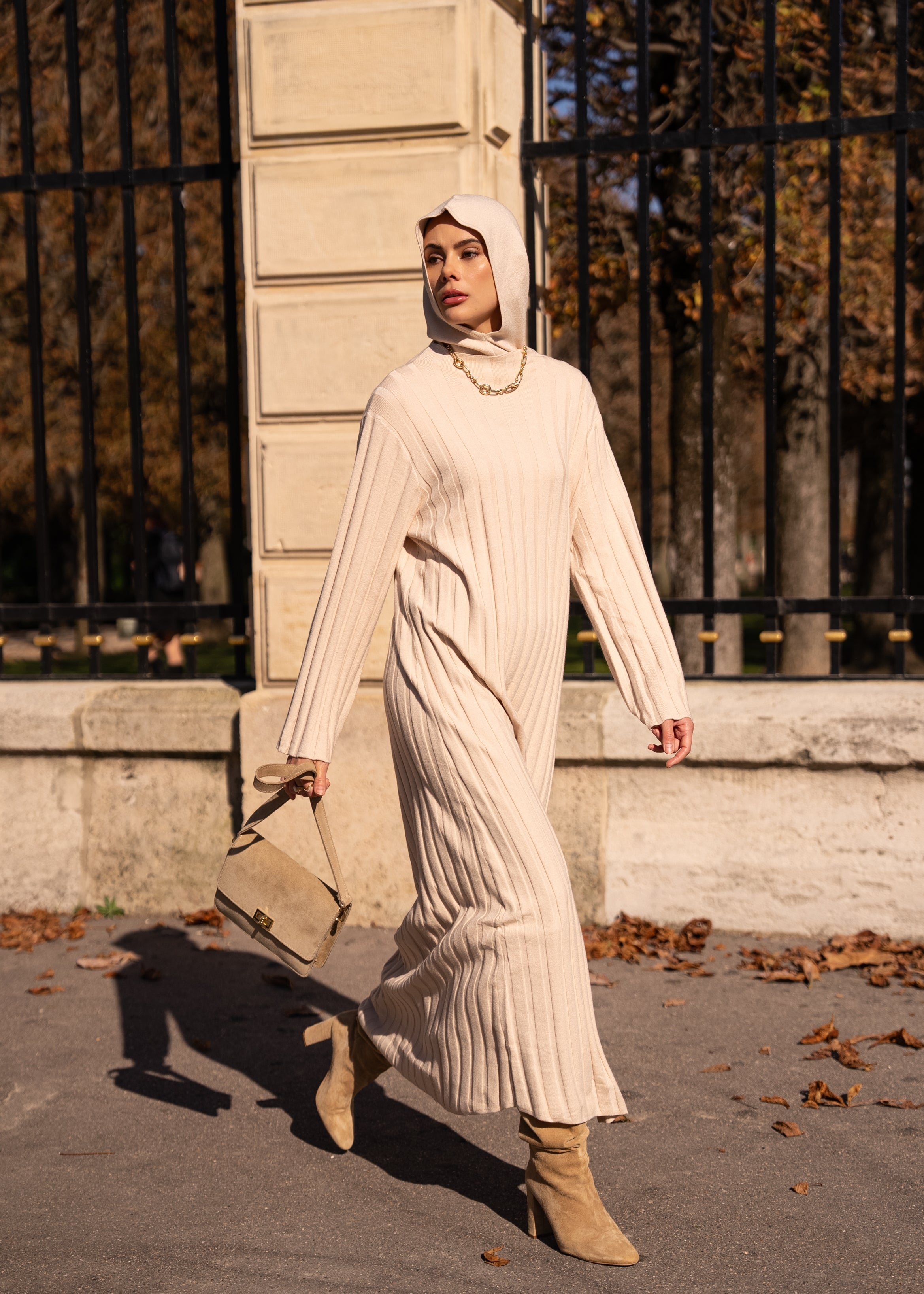 Robe Leila